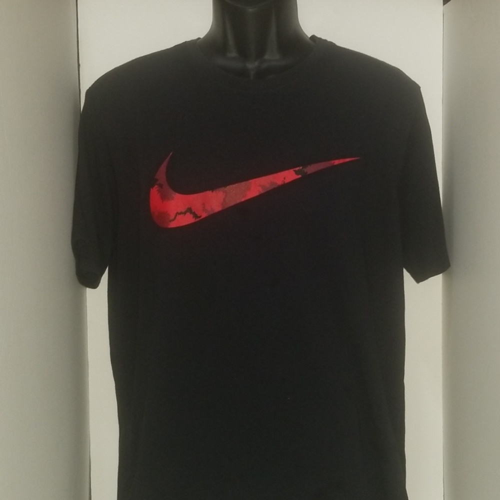 Nike T-Shirt